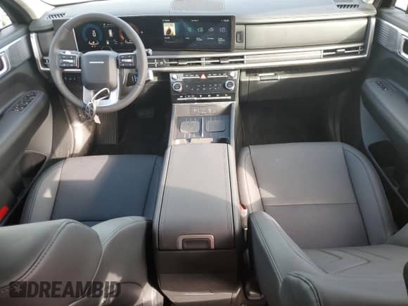 2025 Hyundai Santa Fe SEL с VIN 5NMP24GLXSH079549, выставлен на аукционе Copart как лот 78526744 с пробегом 332 миль миль и Списание • Salvage title. История ставок и продаж доступна на DreamBid. Изображение 8.