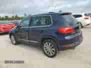 2013 Volkswagen Tiguan SE z VIN WVGAV3AX9DW056696, wystawiony jako Copart lot #54721695 z przebiegiem 108 656 mil mil oraz Szkoda całkowita • Salvage title. Historia ofert i sprzedaży dostępna na DreamBid. Obrazek 2.