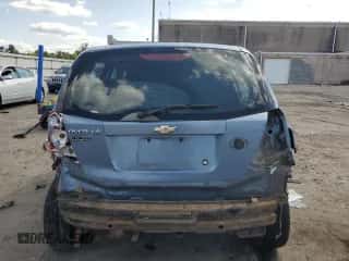 2006 Chevrolet Aveo LS z VIN KL1TD66626B601835, wystawiony jako Copart lot #66740784 z przebiegiem 200 805 mil mil oraz Czysty tytuł • Clean title. Historia ofert i sprzedaży dostępna na DreamBid. Obrazek 6.