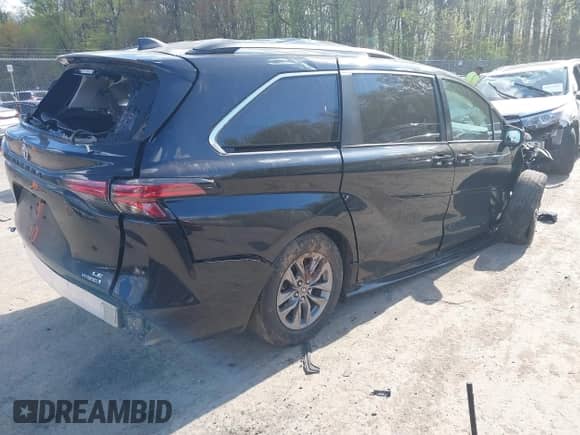 2022 Toyota Sienna LE с VIN 5TDKSKFC1NS073088, выставлен на аукционе IAAI как лот 42053729 с пробегом 44 355 миль миль и . История ставок и продаж доступна на DreamBid. Изображение 4.