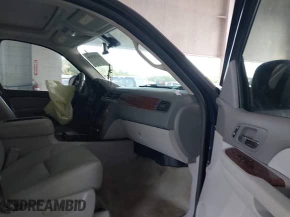 2007 Chevrolet Tahoe LT с VIN 1GNFK13037J386673, выставлен на аукционе IAAI как лот 43292536 с пробегом 174 045 миль миль и . История ставок и продаж доступна на DreamBid. Изображение 5.