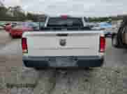 2017 Ram 1500 Tradesman z VIN 1C6RR6FG5HS622847, wystawiony jako Copart lot #80642944 z przebiegiem Nie podano mil oraz Szkoda całkowita • Salvage title. Historia ofert i sprzedaży dostępna na DreamBid. Obrazek 6.