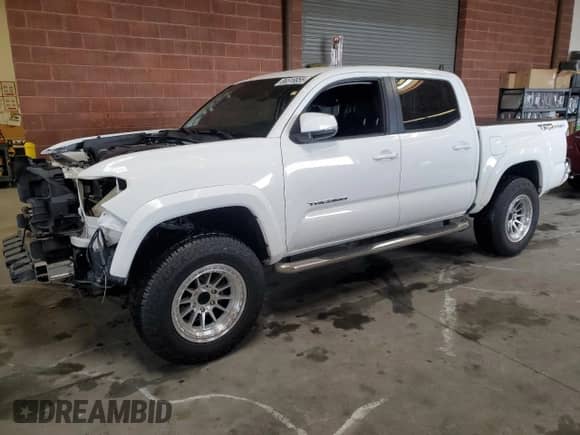 2017 Toyota Tacoma SR5 с VIN 3TMAZ5CN8HM030774, выставлен на аукционе Copart как лот 86516855 с пробегом 134 007 миль миль и Списание • Salvage title. История ставок и продаж доступна на DreamBid. Изображение 1.
