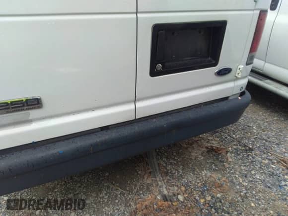 2008 Ford Econoline Cargo Commercial with VIN 1FTNE24W78DA10529, listed as a IAAI auction lot 42030310 with 359,982 mi miles and . Bid and sale history available at DreamBid. Image 16.