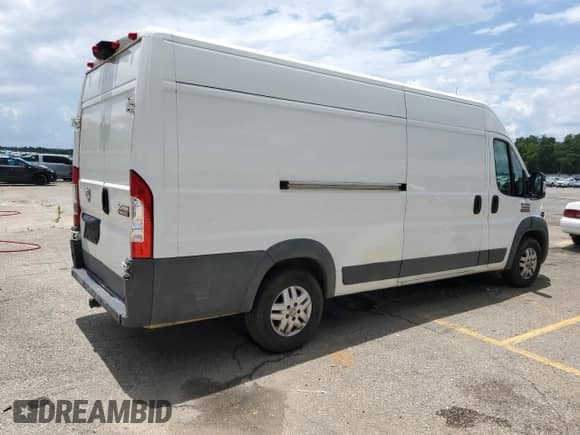 2014 Ram ProMaster Cargo с VIN 3C6URVJG0EE104378, выставлен на аукционе Copart как лот 60082675 с пробегом 285 881 миль миль и Списание • Salvage title. История ставок и продаж доступна на DreamBid. Изображение 3.