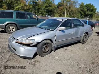 2002 Honda Accord LX with VIN JHMCG66532C014246, listed as a Copart auction lot 87072075 with 241,864 mi miles and Salvage title. Bid and sale history available at DreamBid. Image 1.
