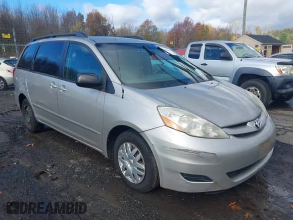 2007 Toyota Sienna CE with VIN 5TDZK23C07S081012, listed as a IAAI auction lot 43600498 with 201,793 mi miles and . Bid and sale history available at DreamBid. Image 1.