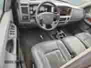 2006 Dodge 2500 SLT z VIN 1D7KS28D06J127233, wystawiony jako Copart lot #81323885 z przebiegiem 252 232 mil mil oraz Czysty tytuł • Clean title. Historia ofert i sprzedaży dostępna na DreamBid. Obrazek 8.