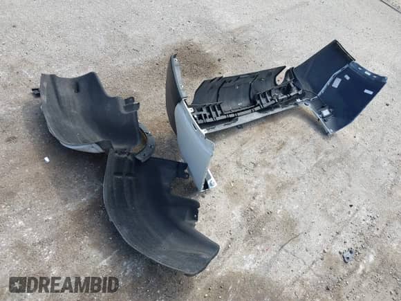 2021 Chevrolet Traverse LT с VIN 1GNERHKW7MJ100177, выставлен на аукционе IAAI как лот 42366356 с пробегом 85 423 миль миль и . История ставок и продаж доступна на DreamBid. Изображение 12.