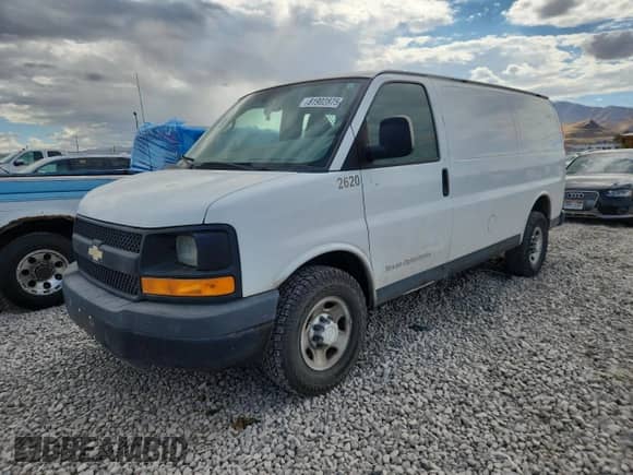 2014 Chevrolet Express Cargo с VIN 1GCWGFCA4E1207716, выставлен на аукционе Copart как лот 81902875 с пробегом 252 988 миль миль и Чистый • Clean title. История ставок и продаж доступна на DreamBid. Изображение 1.