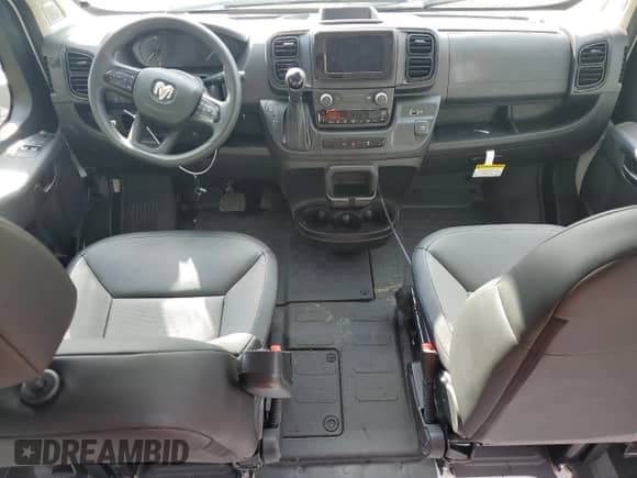 2025 Ram ProMaster Cargo Tradesman с VIN 3C6MRVHGXSE548790, выставлен на аукционе Copart как лот 80552405 с пробегом 8 672 миль миль и Чистый • Clean title. История ставок и продаж доступна на DreamBid. Изображение 8.