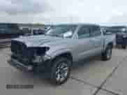 2017 Toyota Tacoma Limited с VIN 5TFEZ5CN3HX033139, выставлен на аукционе IAAI как лот 41467193 с пробегом 150 700 миль миль и . История ставок и продаж доступна на DreamBid. Изображение 17.