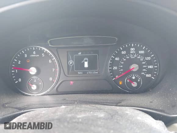 2016 Kia Sorento EX with VIN 5XYPHDA54GG081940, listed as a IAAI auction lot 42656146 with 172,113 mi miles and . Bid and sale history available at DreamBid. Image 7.
