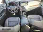 2017 Hyundai Santa Fe 2.4L с VIN 5NMZUDLB4HH043526, выставлен на аукционе Copart как лот 89533655 с пробегом 67 509 миль миль и Списание • Salvage title. История ставок и продаж доступна на DreamBid. Изображение 8.