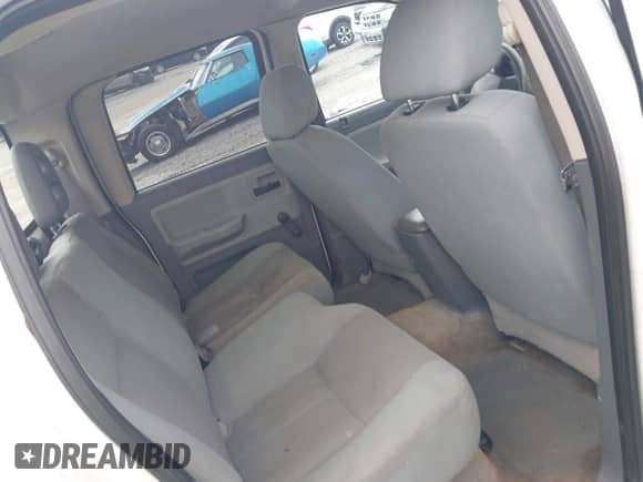 2005 Dodge Dakota ST с VIN 1D7HW28N45S195017, выставлен на аукционе IAAI как лот 41203397 с пробегом 223 015 миль миль и . История ставок и продаж доступна на DreamBid. Изображение 8.