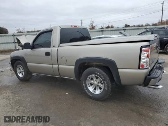 2001 GMC Sierra 1500 SLE с VIN 1GTEC14T01Z131370, выставлен на аукционе Copart как лот 85223164 с пробегом 150 547 миль миль и Списание • Salvage title. История ставок и продаж доступна на DreamBid. Изображение 2.