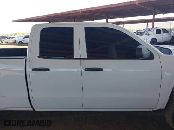 2016 Chevrolet Silverado 1500 LS с VIN 1GCRCNEH8GZ167044, выставлен на аукционе IAAI как лот 42015624 с пробегом 220 695 миль миль и . История ставок и продаж доступна на DreamBid. Изображение 13.