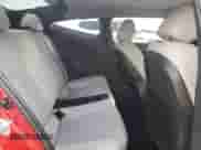 2013 Hyundai Veloster w/Black Int z VIN KMHTC6AD5DU088630, wystawiony jako Copart lot #80093115 z przebiegiem 76 327 mil mil oraz Szkoda całkowita • Salvage title. Historia ofert i sprzedaży dostępna na DreamBid. Obrazek 10.