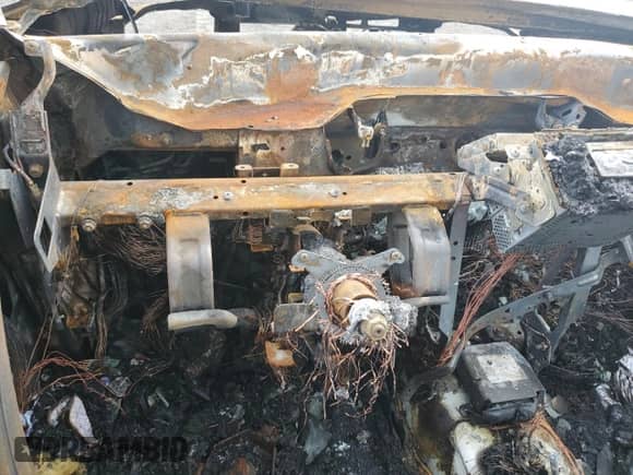 2011 Subaru Forester X Limited with VIN JF2SHCDC1BH751234, listed as a Copart auction lot 81320085 with Not provided miles and Non repairable. Bid and sale history available at DreamBid. Image 9.