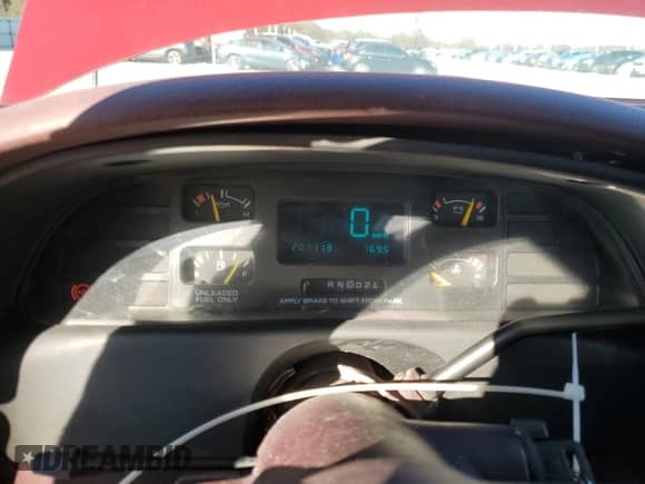 1994 Chevrolet Caprice с VIN 1G1BL52W3RR132251, выставлен на аукционе Copart как лот 81776344 с пробегом 207 113 миль миль и Списание • Salvage title. История ставок и продаж доступна на DreamBid. Изображение 9.