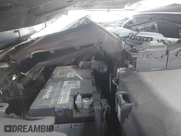 2016 Hyundai Sonata Sport z VIN 5NPE34AFXGH414116, wystawiony jako IAAI lot #43082705 z przebiegiem 195 364 mil mil oraz . Historia ofert i sprzedaży dostępna na DreamBid. Obrazek 10.