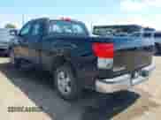 2008 Toyota Tundra z VIN 5TFRT54188X026945, wystawiony jako IAAI lot #43055099 z przebiegiem 185 651 mil mil oraz . Historia ofert i sprzedaży dostępna na DreamBid. Obrazek 3.