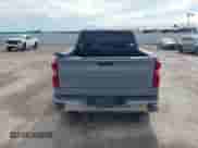 2024 Chevrolet Silverado 1500 LT z VIN 2GCUDDED0R1157361, wystawiony jako IAAI lot #43033954 z przebiegiem 54 137 mil mil oraz . Historia ofert i sprzedaży dostępna na DreamBid. Obrazek 16.