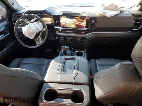 2022 Chevrolet Silverado 1500 RST z VIN 1GCUDEET4NZ577218, wystawiony jako Copart lot #42675324 z przebiegiem 25 718 mil mil oraz Szkoda całkowita • Salvage title. Historia ofert i sprzedaży dostępna na DreamBid. Obrazek 8.
