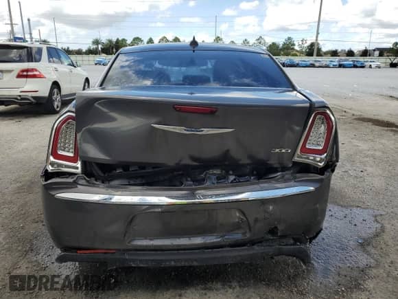 2019 Chrysler 300 Touring с VIN 2C3CCAAG7KH556069, выставлен на аукционе Copart как лот 85522675 с пробегом 34 755 миль миль и Списание • Salvage title. История ставок и продаж доступна на DreamBid. Изображение 6.