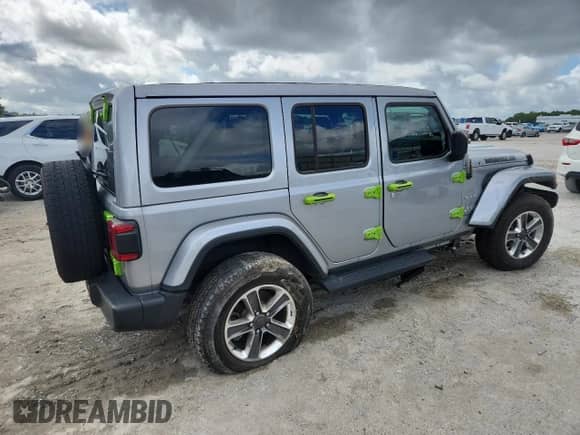 2021 Jeep Wrangler Unlimited Sahara High Altitude with VIN 1C4HJXEN3MW563852, listed as a Copart auction lot 65043775 with 42,626 mi miles and Salvage title. Bid and sale history available at DreamBid. Image 3.