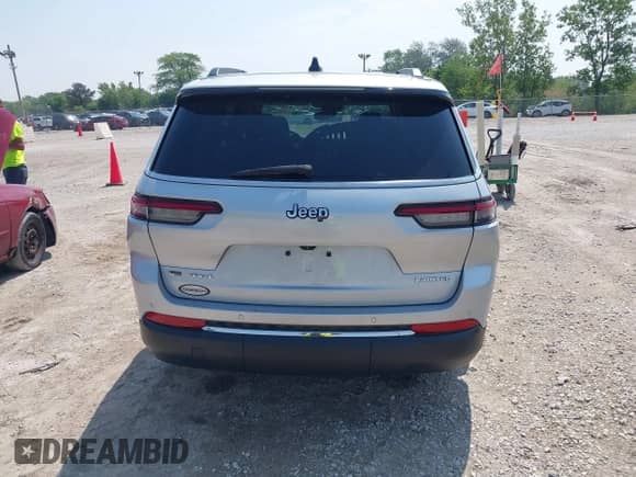 2021 Jeep Grand Cherokee Limited with VIN 1C4RJKBG8M8140265, listed as a IAAI auction lot 42462784 with 23,274 mi miles and . Bid and sale history available at DreamBid. Image 16.