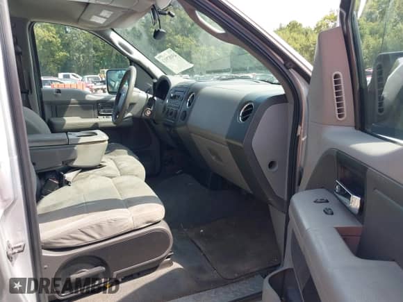 2007 Ford F-150 XLT с VIN 1FTPW12V17FA14315, выставлен на аукционе IAAI как лот 43187913 с пробегом 333 945 миль миль и . История ставок и продаж доступна на DreamBid. Изображение 5.