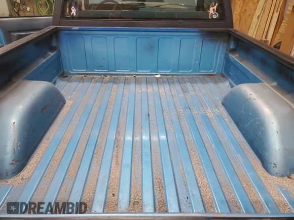 1991 Chevrolet Silverado 1500 с VIN 1GCDC14H8ME191691, выставлен на аукционе Copart как лот 84038585 с пробегом 259 733 миль миль и Чистый • Clean title. История ставок и продаж доступна на DreamBid. Изображение 10.