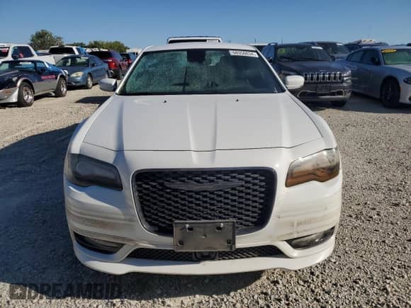 2023 Chrysler 300 Touring L with VIN 2C3CCASG1PH667030, listed as a Copart auction lot 68350834 with Not provided miles and Salvage title. Bid and sale history available at DreamBid. Image 5.