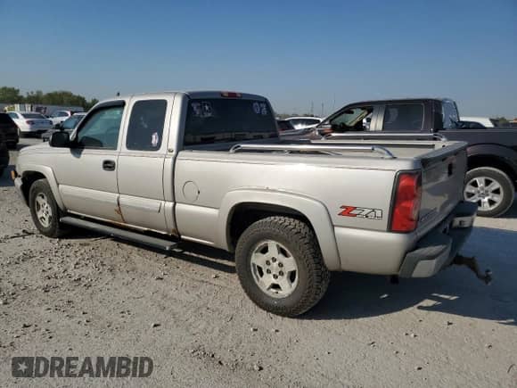2006 Chevrolet Silverado 1500 Work Truck with VIN 1GCEK19Z46Z108522, listed as a Copart auction lot 75164264 with 182,601 mi miles and Salvage title. Bid and sale history available at DreamBid. Image 2.
