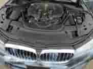 2017 BMW 7 Series ALPINA B7 xDrive z VIN WBA7F2C56HG421947, wystawiony jako Copart lot #53884615 z przebiegiem 105 387 mil mil oraz Szkoda całkowita • Salvage title. Historia ofert i sprzedaży dostępna na DreamBid. Obrazek 11.
