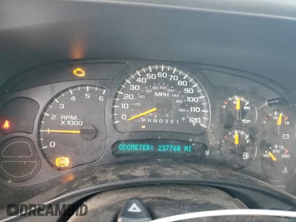 2006 GMC Sierra 1500 SLE1 z VIN 1GTEK19B66Z209712, wystawiony jako Copart lot #88213255 z przebiegiem 237 760 mil mil oraz Czysty tytuł • Clean title. Historia ofert i sprzedaży dostępna na DreamBid. Obrazek 9.