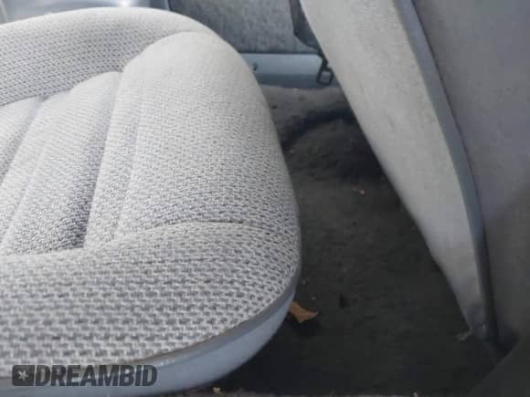 1992 Chevrolet Camaro с VIN 1G1FP23T8NL110560, выставлен на аукционе IAAI как лот 43505806 с пробегом 136 660 миль миль и . История ставок и продаж доступна на DreamBid. Изображение 14.