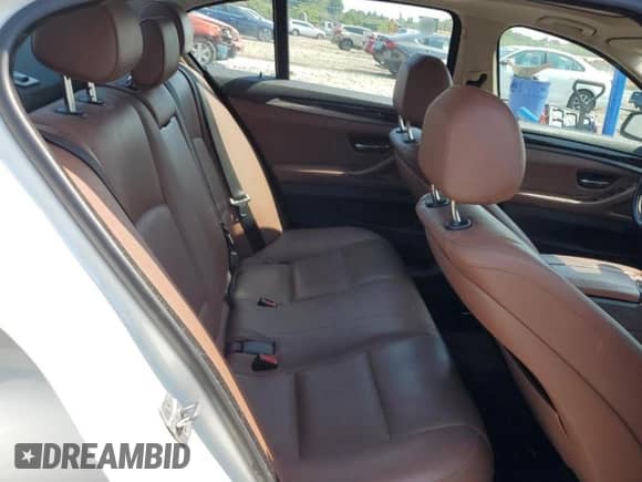 2015 BMW 5 Series 528i xDrive with VIN WBA5A7C53FD625364, listed as a Copart auction lot 67246635 with 122,319 mi miles and Salvage title. Bid and sale history available at DreamBid. Image 10.