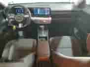 2024 Hyundai Kona SEL с VIN KM8HBCAB5RU145485, выставлен на аукционе Copart как лот 86885305 с пробегом 40 941 миль миль и Чистый • Clean title. История ставок и продаж доступна на DreamBid. Изображение 8.