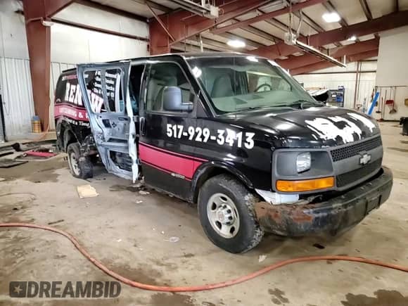 2005 Chevrolet Express Cargo с VIN 1GCGG29V851152274, выставлен на аукционе Copart как лот 48233745 с пробегом 214 866 миль миль и Чистый • Clean title. История ставок и продаж доступна на DreamBid. Изображение 15.