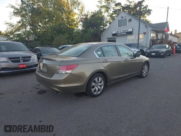 2008 Honda Accord EX с VIN 1HGCP26708A809661, выставлен на аукционе Copart как лот 85005485 с пробегом 265 497 миль миль и Чистый • Clean title. История ставок и продаж доступна на DreamBid. Изображение 4.
