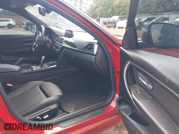 2018 BMW 3 Series 320i with VIN WBA8E1G53JNU91368, listed as a IAAI auction lot 43198476 with 145,495 mi miles and . Bid and sale history available at DreamBid. Image 5.