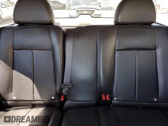 2006 Chevrolet TrailBlazer LS z VIN 1GNDT13S662297288, wystawiony jako Copart lot #70854915 z przebiegiem 205 946 mil mil oraz Szkoda całkowita • Salvage title. Historia ofert i sprzedaży dostępna na DreamBid. Obrazek 10.