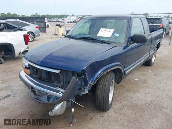 1999 Chevrolet S-10 LS с VIN 1GCCS19X8X8160572, выставлен на аукционе IAAI как лот 42712147 с пробегом 150 886 миль миль и . История ставок и продаж доступна на DreamBid. Изображение 6.