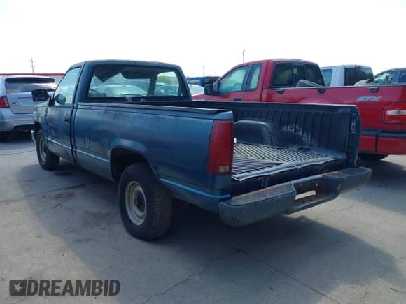 1990 Chevrolet Silverado 1500 с VIN 1GCDC14H6LZ130637, выставлен на аукционе IAAI как лот 43405865 с пробегом 133 849 миль миль и . История ставок и продаж доступна на DreamBid. Изображение 3.