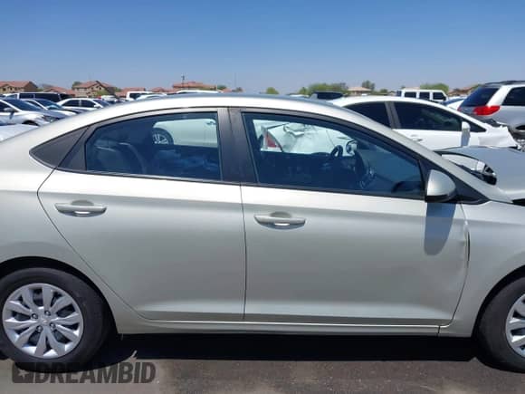 2018 Hyundai Accent SEL с VIN 3KPC24A34JE018565, выставлен на аукционе IAAI как лот 42305491 с пробегом 51 561 миль миль и . История ставок и продаж доступна на DreamBid. Изображение 13.