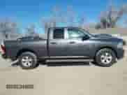 2019 Ram 1500 Express z VIN 1C6RR7FT3KS631671, wystawiony jako IAAI lot #41470320 z przebiegiem 49 588 mil mil oraz . Historia ofert i sprzedaży dostępna na DreamBid. Obrazek 14.