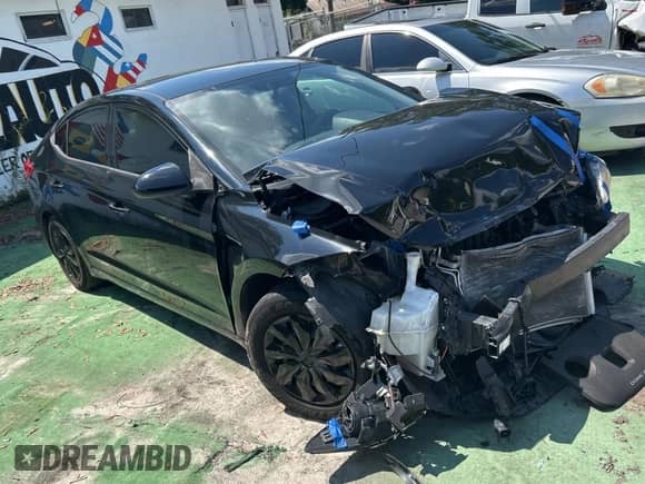 2018 Hyundai Elantra SE с VIN 5NPD74LF5JH281723, выставлен на аукционе Copart как лот 70960825 с пробегом Не указан миль и Чистый • Clean title. История ставок и продаж доступна на DreamBid. Изображение 1.