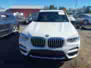 2019 BMW X3 xDrive30i с VIN 5UXTR9C53KLR09879, выставлен на аукционе IAAI как лот 43471696 с пробегом 108 453 миль миль и . История ставок и продаж доступна на DreamBid. Изображение 13.